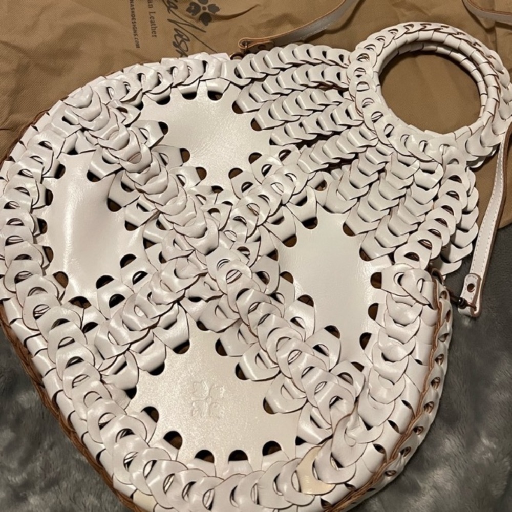 Patricia Nash White Leather Chain Link Bag